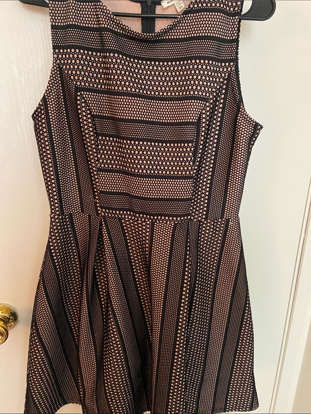 Monteau Los Angeles Black Beige Geometric V-Neck Fit & Flare Dress XL